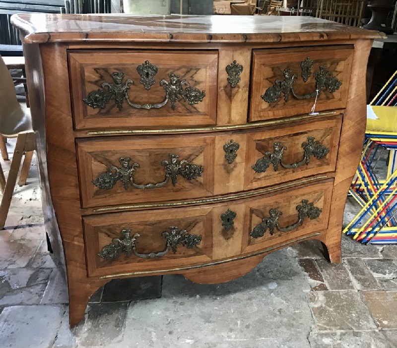 Fine quality French late 19th century Louis XVth walnut four drawer commode with superb bronze handles and mounts.