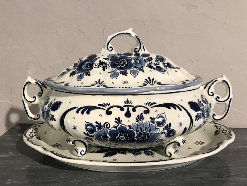 Delft blue and white floral porcelain terrine on stand.