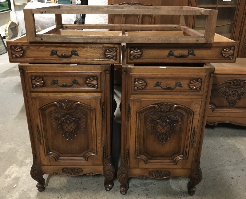 Fine French provincial oak twin pedestal writing bureau having carved floral panelled doors with fitted interior.